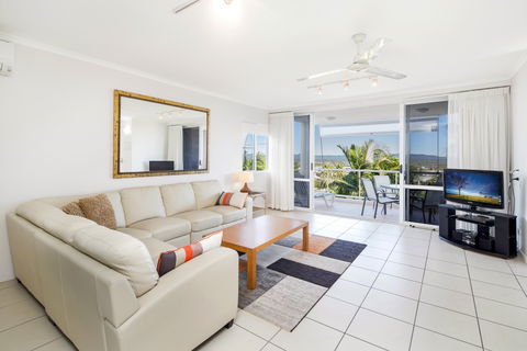Bali Hai Apartments Noosa - Tourism Guide 1