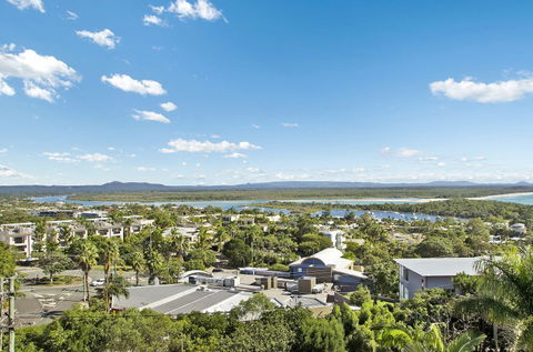 Bali Hai Apartments Noosa - Tourism Guide 11