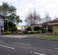 Bass  Flinders Motor Inn - Travel Agents