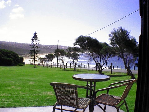 Beach Cabins Merimbula - Travel Agents 4