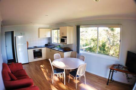 Beach Cabins Merimbula - Travel Agents 6