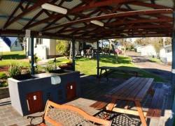 Beach Cabins Merimbula - Travel Agents 9