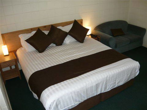 BEST WESTERN Hospitality Inns Geraldton - Travel Agents 7