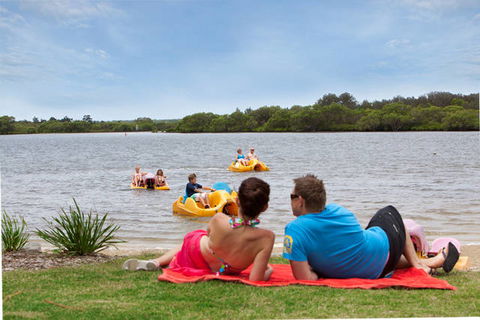 Blue Dolphin Holiday Resort - Tourism Guide 3