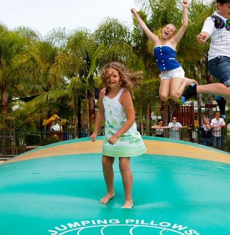 Blue Dolphin Holiday Resort - Tourism Guide 7