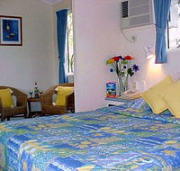 Bottle Tree Gardens Motel - Tourism Guide