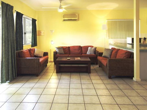 Cable Beachside Villas - Tourism Guide 2