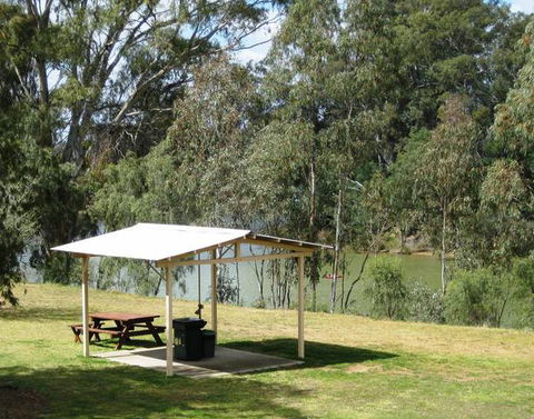 Cadell On The Murray Motel Resort - Tourism Guide 2