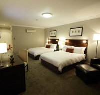 Carlyle Suites  Apartments - Travel Search