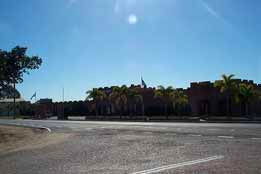 Castle Motor Lodge - Tourism Guide 1