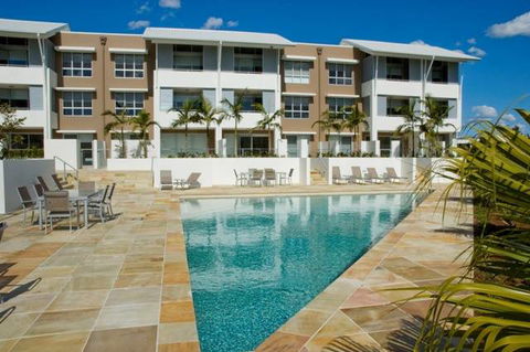 Chancellor Executive Apartments - Tourism Guide 3