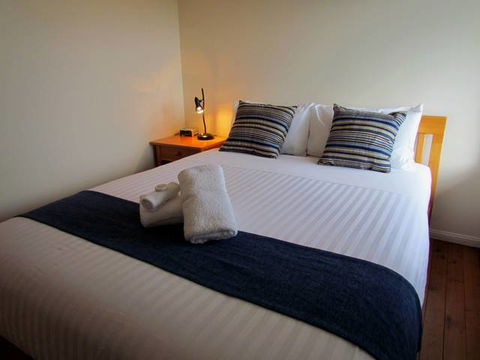 Club Yamba Luxury Hilltop Villas - Tourism Guide 0
