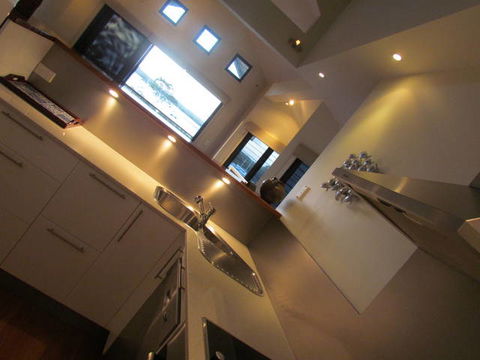 Club Yamba Luxury Hilltop Villas - Tourism Guide 9