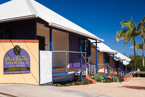 Club Yamba Luxury Hilltop Villas - Tourism Guide 13