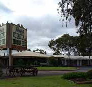Colonial Motor Inn - Tourism Guide