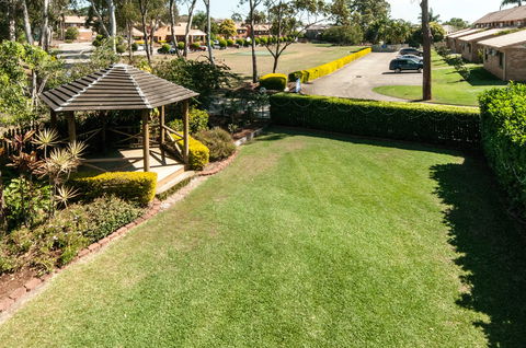 Comfort Inn & Suites Robertson Gardens - Tourism Guide 5