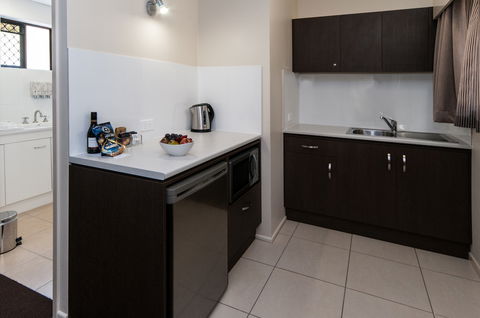 Comfort Inn & Suites Robertson Gardens - Tourism Guide 7