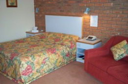 Comfort Inn Peppermill - Tourism Guide 0
