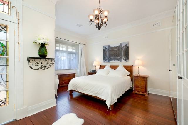 Cooks Hill NSW Tourism Guide