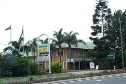 Coopers Colonial Motel - Tourism Guide 3