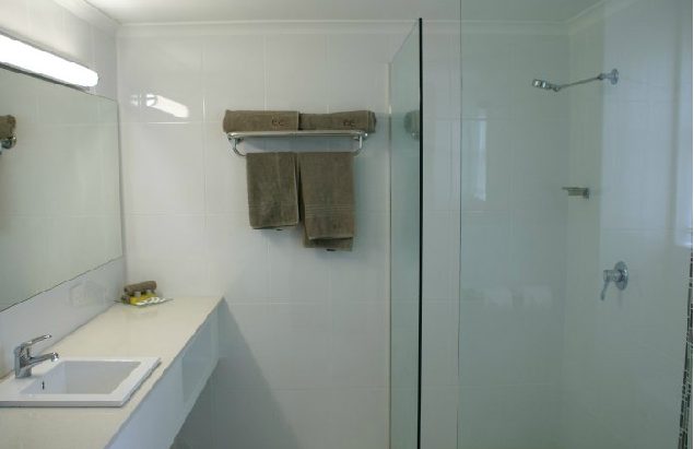 Coopers Colonial Motel - Tourism Guide 2