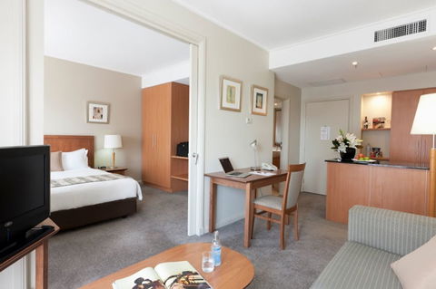 Crowne Plaza Newcastle - Tourism Guide 3