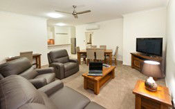 Apartments On Palmer - Tourism Guide 1