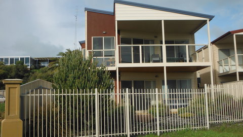 Tigh Na Mara - Travel Agents 0