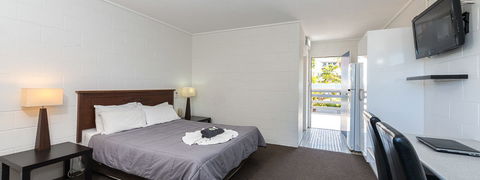 Aaron Motel Gladstone - Travel Agents 4