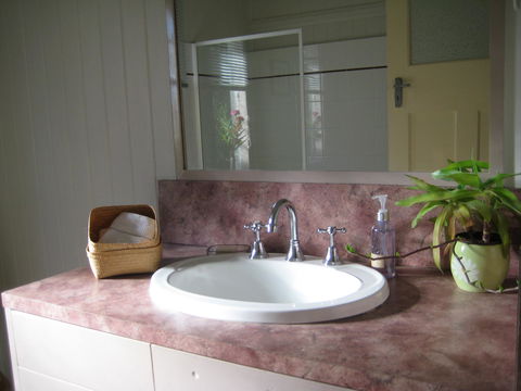 Eco Queenslander Holiday Home - Tourism Guide 6