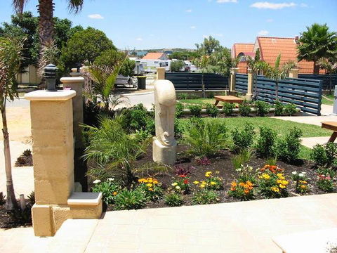 Fremantle Village - Tourism Guide 0
