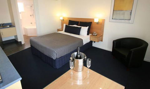 Hamilton Town House Motel On Shakespeare - Tourism Guide 2