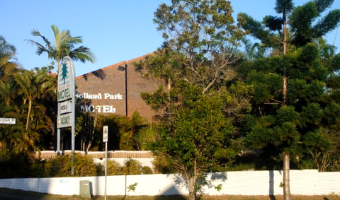 Holland Park Motel - Tourism Guide 6