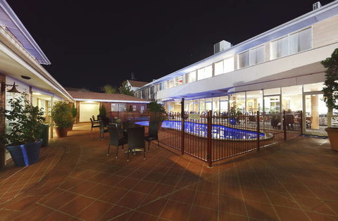 Ibis Styles Canberra - Tourism Guide 4