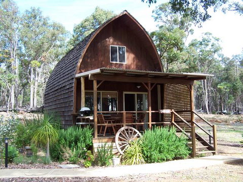Jarrah Glen Cabins - Tourism Guide 0