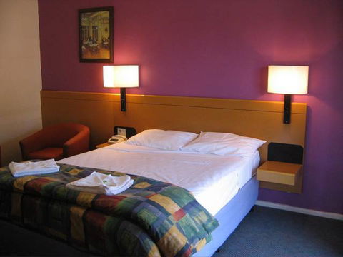 Kalgoorlie Overland Motel - Tourism Guide 0