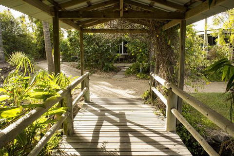 Kelly's Beach Resort - Tourism Guide 5