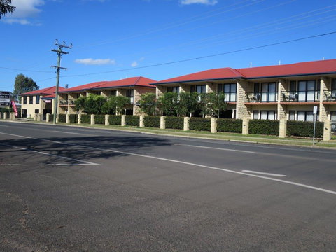 Kobbers Motor Inn Dalby - Travel Agents 9