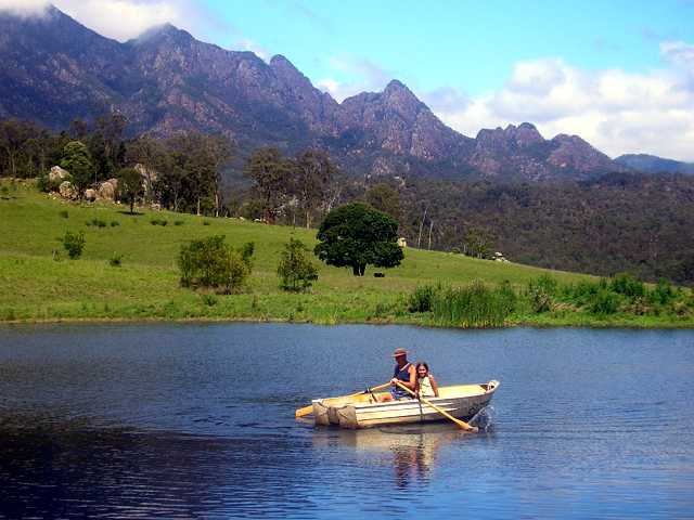 Mount Lindesay QLD Travel Agents