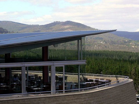 Macedon Ranges Hotel & Spa - Tourism Guide 0