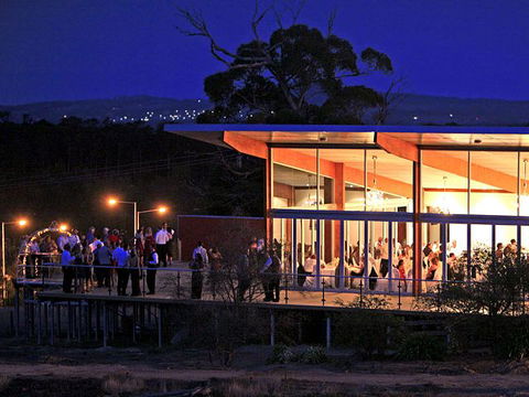 Macedon Ranges Hotel & Spa - Tourism Guide 3