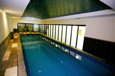 Mackay Grande Suites - Tourism Guide 1
