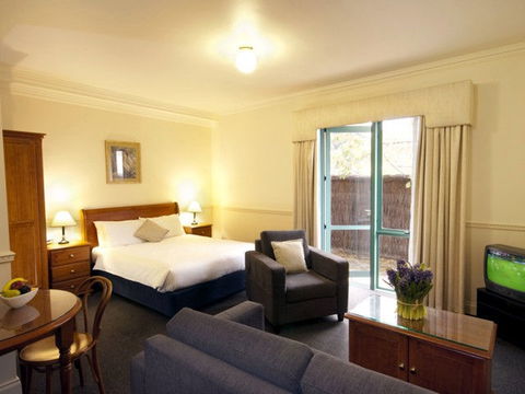 Majestic Tynte Street Apartments - Travel Agents 0