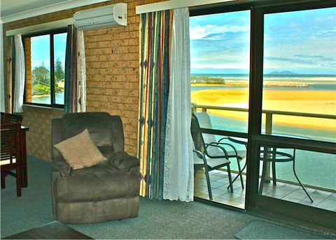 Marcel Towers Holiday Apartments - Tourism Guide 4