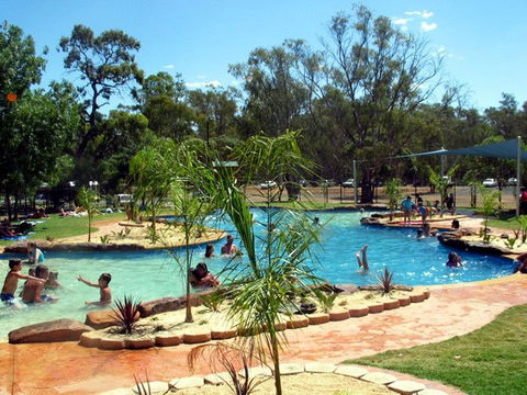 Merool On The Murray - Tourism Guide 0