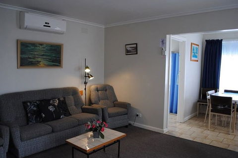 Killara Holiday Flats - Tourism Guide 5