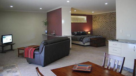 Milawa Muscat Retreat B&B - Tourism Guide 2