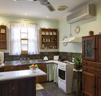 Millies Cottage - Tourism Guide