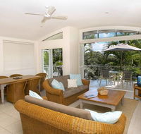 Noosa Outrigger Beach Resort - Tourism Guide