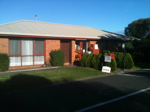 Pakenham Caravan Park - Travel Agents 1